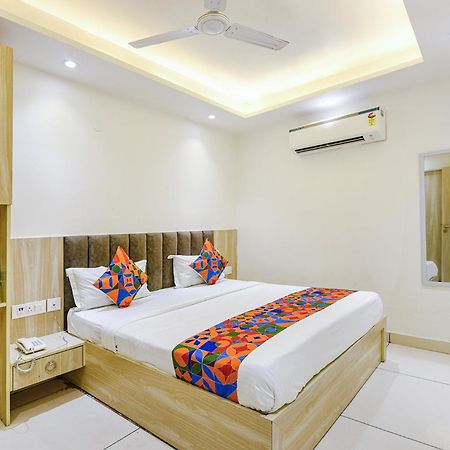 Fabhotel Luxury Inn Near Adarsh Nagar Metro Делі Екстер'єр фото